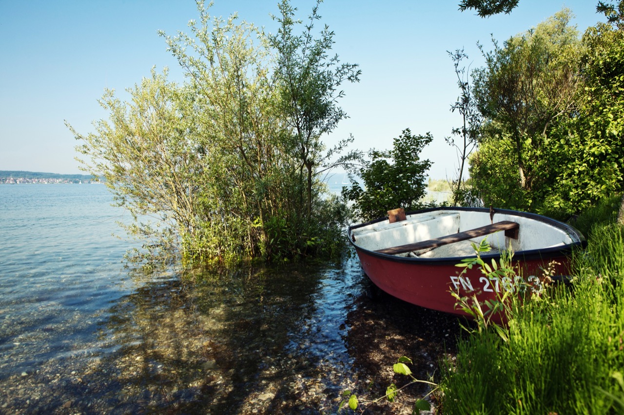Laube Backstube im Garten am See