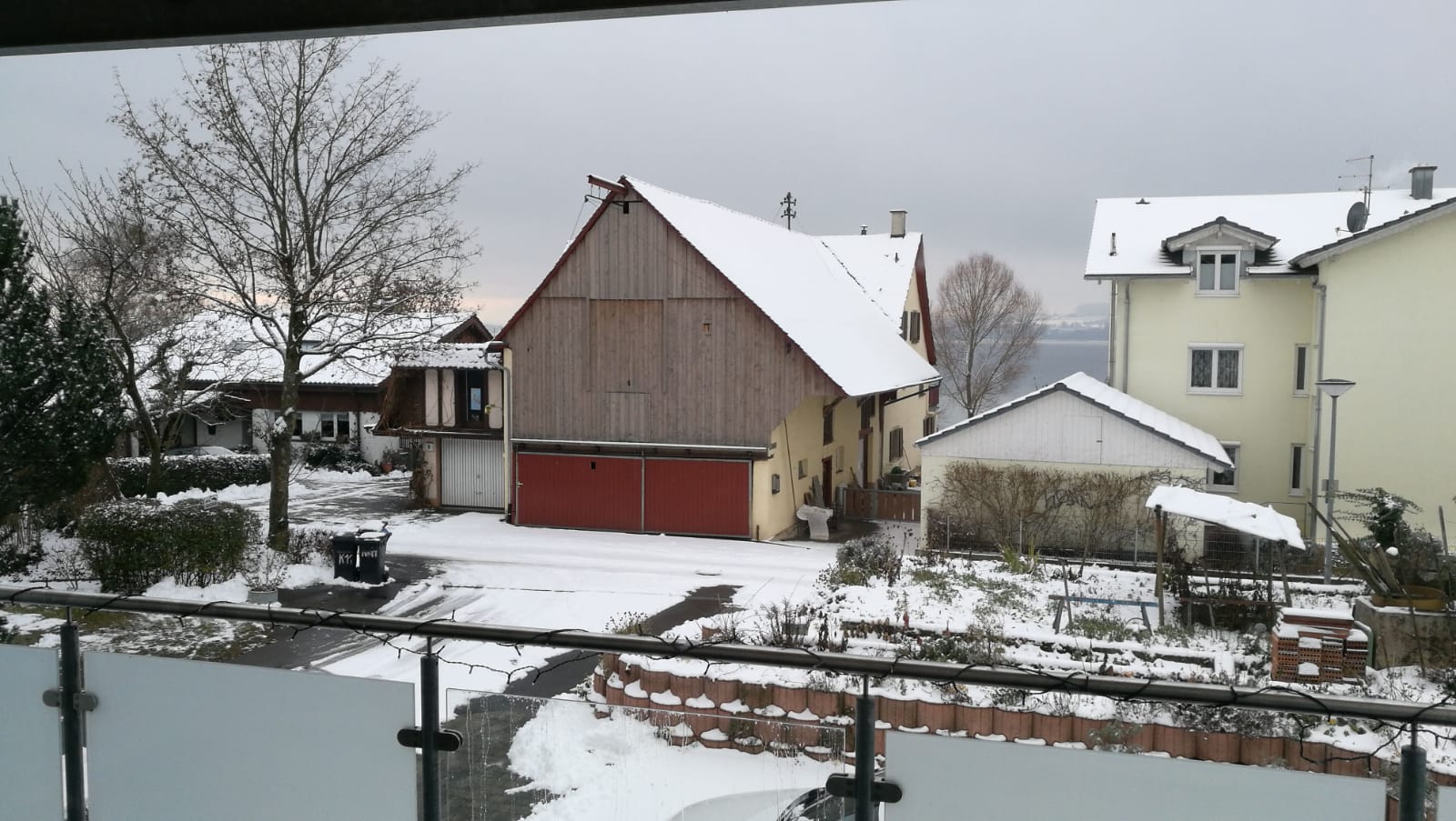 Garten am Bodensee im Sommer